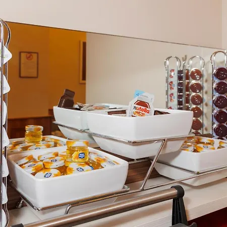 Camelia Hotel 3*