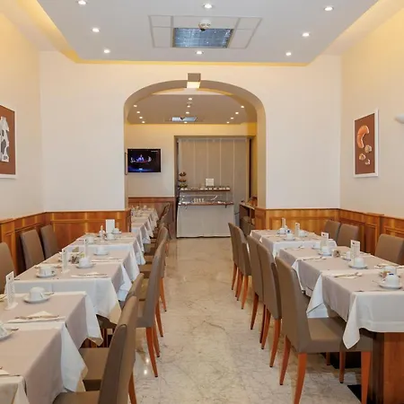 Camelia Hotel 3*